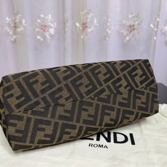 Fendi First - Midi size, Brand New, Authentic - Picture 4 of 7